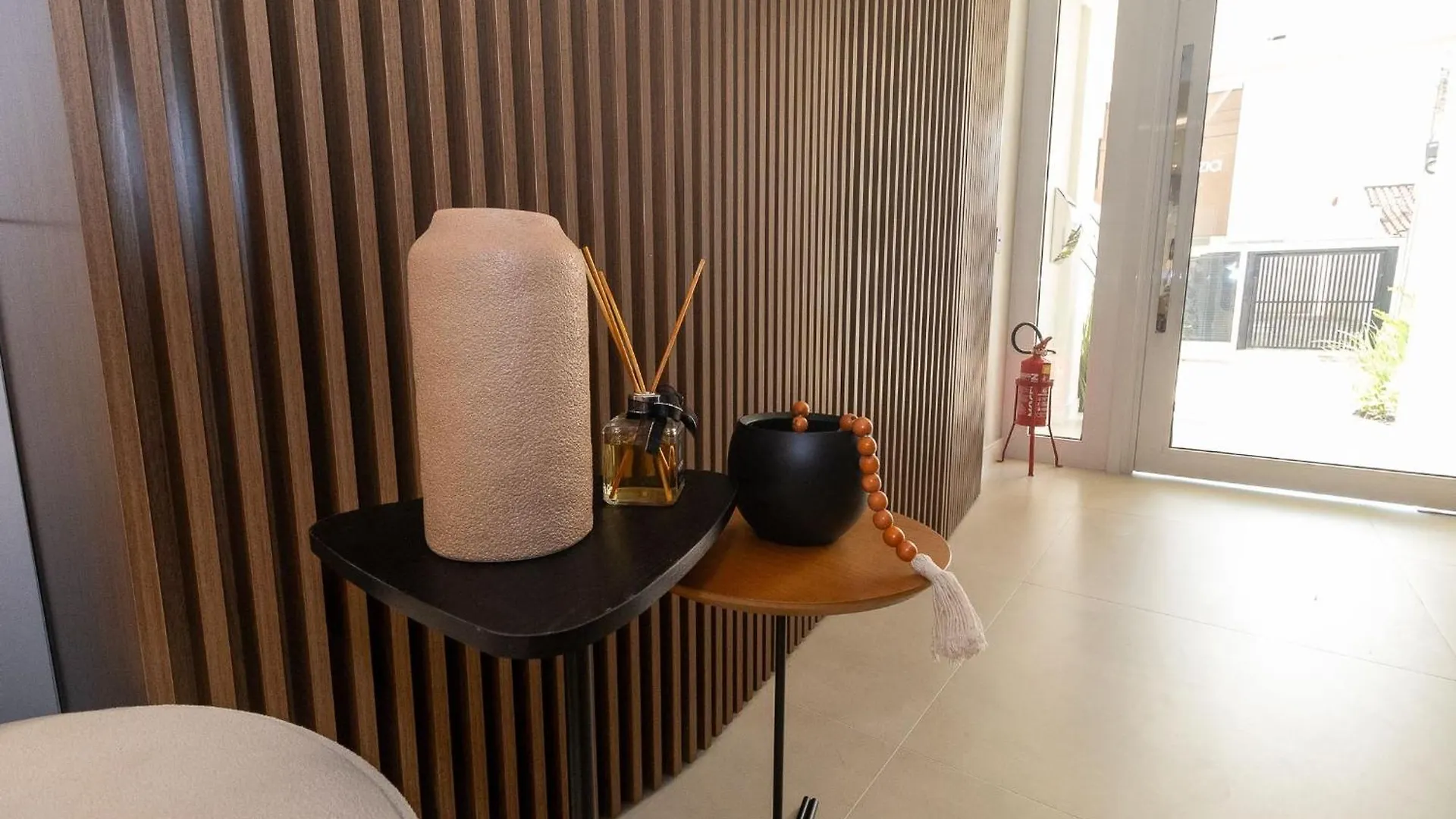דירה בומבינאס Barbados 302 - Excelente Apartamento 02 Suites - A Poucos Metros Da Praia De Bombas -