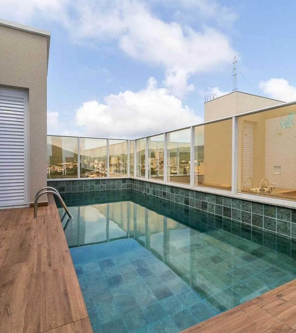 דירה בומבינאס Barbados 302 - Excelente Apartamento 02 Suites - A Poucos Metros Da Praia De Bombas -