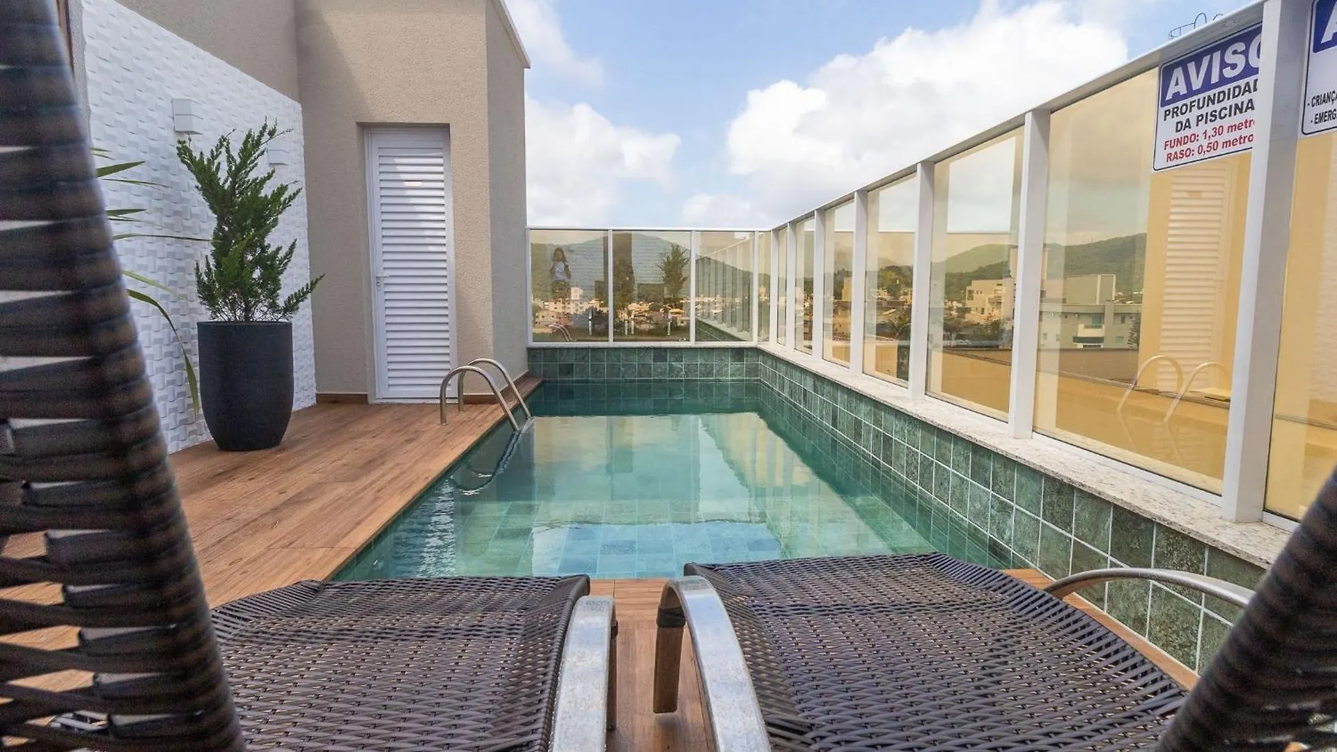 בומבינאס Barbados 302 - Excelente Apartamento 02 Suites - A Poucos Metros Da Praia De Bombas - דירה